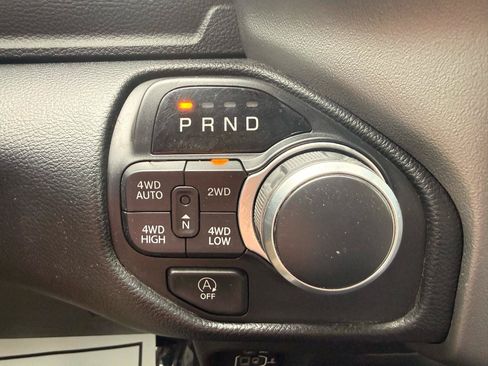 Used 2020 RAM 1500 Big Horn AWD/4WD image 24
