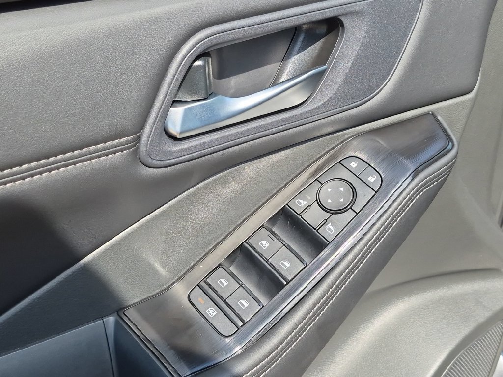 New 2026 Nissan Rogue Dark Armor FWD image 15