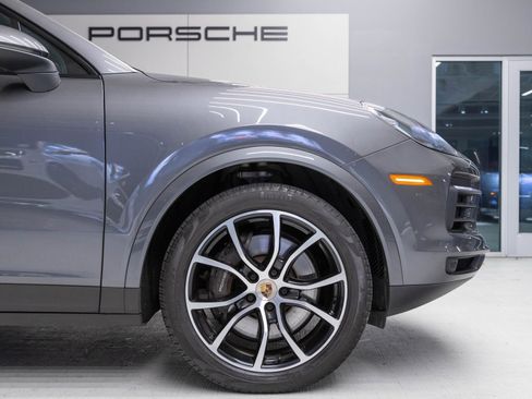 Certified 2023 Porsche Cayenne image 11