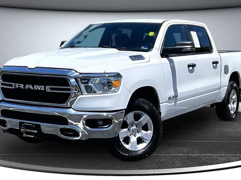 Used 2023 RAM 1500 Big Horn AWD/4WD image 3
