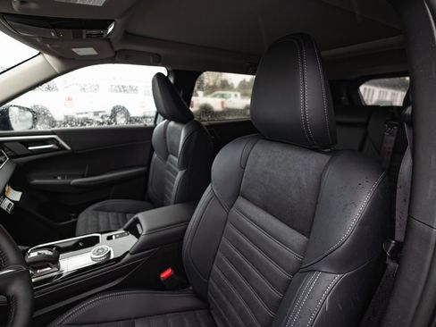 New 2026 Mitsubishi Outlander Trail Edition image 20