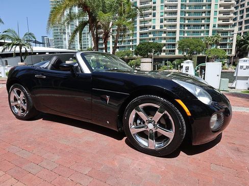 Used 2007 Pontiac Solstice GXP w/ Premium Package RWD image 13