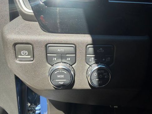 Used 2024 GMC Sierra 1500 Elevation w/ LPO, Elevation Black Package AWD/4WD image 20
