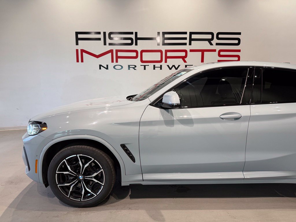 Used 2024 BMW X4 xDrive30i w/ Premium Package AWD/4WD image 5