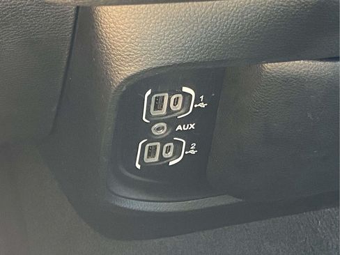 Used 2021 RAM 1500 Big Horn AWD/4WD image 30