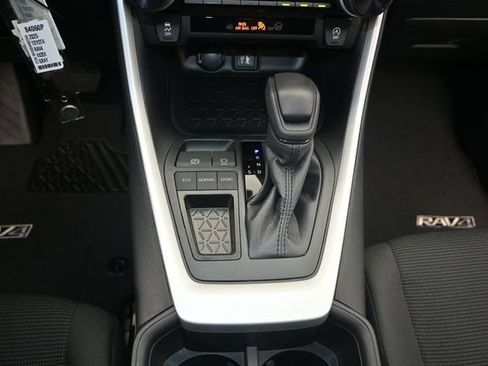 Used 2025 Toyota RAV4 LE FWD image 9