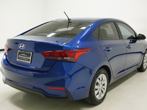 Used 2022 Hyundai Accent SE image 4