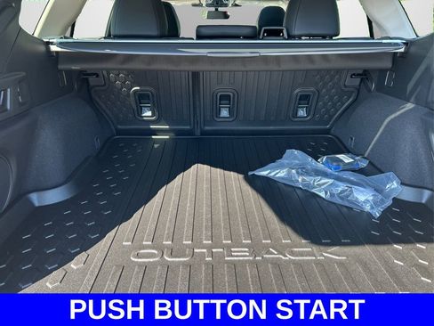 Certified 2025 Subaru Outback Limited image 11