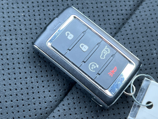 Used 2022 Jeep Grand Cherokee Trailhawk AWD/4WD image 37