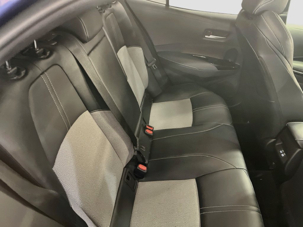 Used 2025 Toyota Corolla XSE FWD image 25