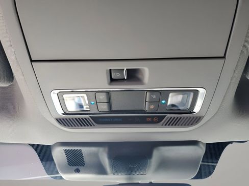 Used 2024 Ford F250 Lariat image 42