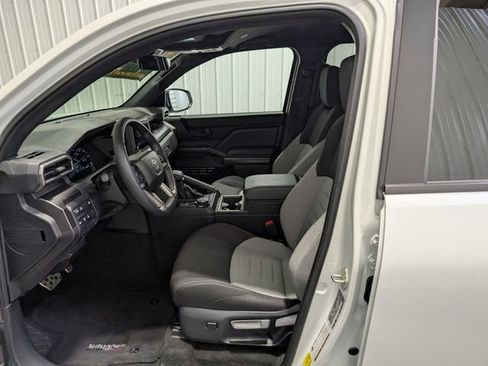 Used 2025 Toyota 4Runner TRD Sport image 14