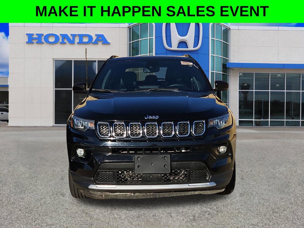 Used 2024 Jeep Compass Limited AWD/4WD image 9