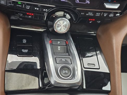 Used 2023 Acura MDX SH-AWD w/ Technology Package image 20