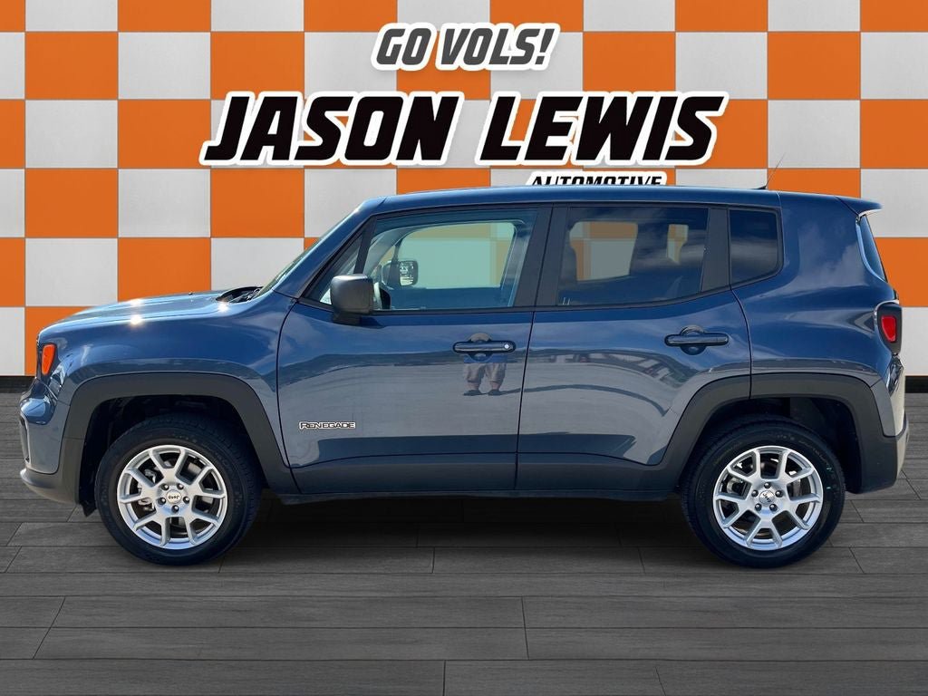 Used 2023 Jeep Renegade Latitude AWD/4WD image 6