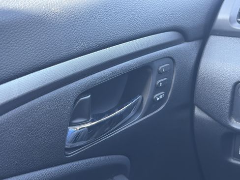 Used 2021 Honda Ridgeline RTL image 10