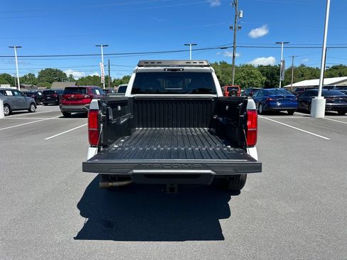 Used 2024 Toyota Tacoma TRD Sport w/ TRD Sport Upgrade Package AWD/4WD image 12