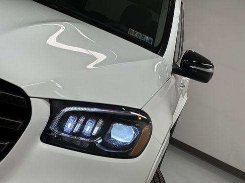 New 2026 Mercedes-Benz GLS 450 4MATIC image 7