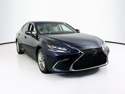 Used 2023 Lexus ES 350 Ultra Luxury w/ Accessory Package (Z1) FWD image 3