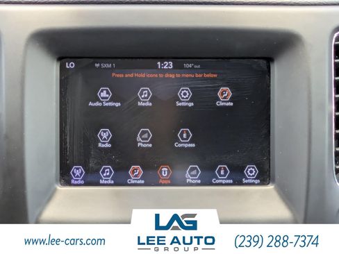 Used 2018 Jeep Compass Latitude w/ Popular Equipment Group FWD image 15