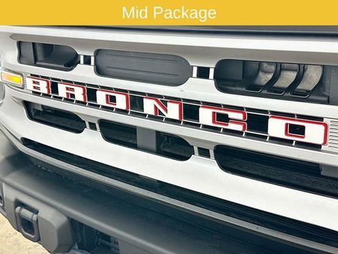 Certified 2025 Ford Bronco Big Bend w/ Black Diamond Package AWD/4WD image 23