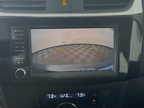 Used 2019 Nissan Sentra SV FWD image 13