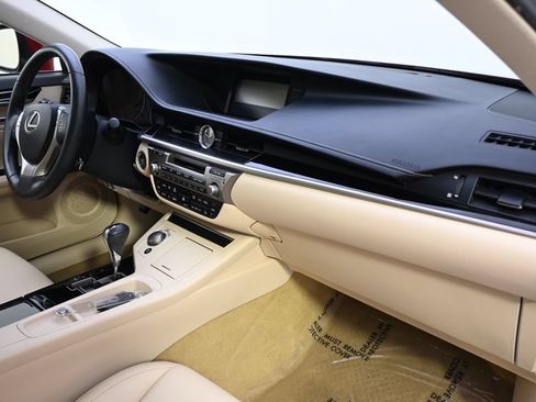 Used 2014 Lexus ES 350 FWD image 15