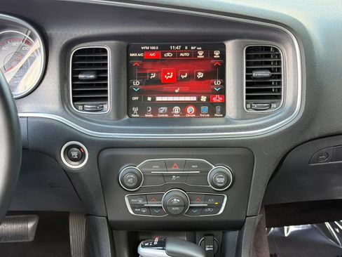 Used 2016 Dodge Charger R/T w/ Navigation & Travel Group RWD image 20