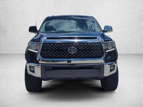 Used 2018 Toyota Tundra SR5 w/ SR5 Upgrade Package RWD image 2