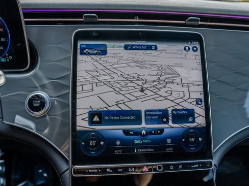 Used 2023 Mercedes-Benz EQS 450+ SUV image 11