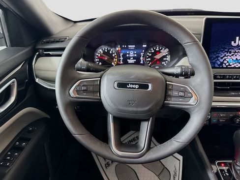 Used 2024 Jeep Compass Limited AWD/4WD image 11