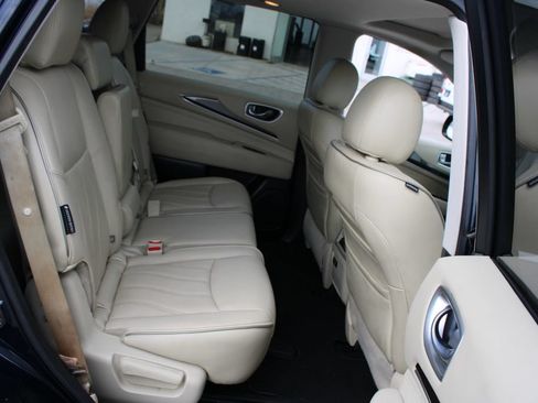 Used 2020 INFINITI QX60 Luxe w/ Essential Package FWD image 11