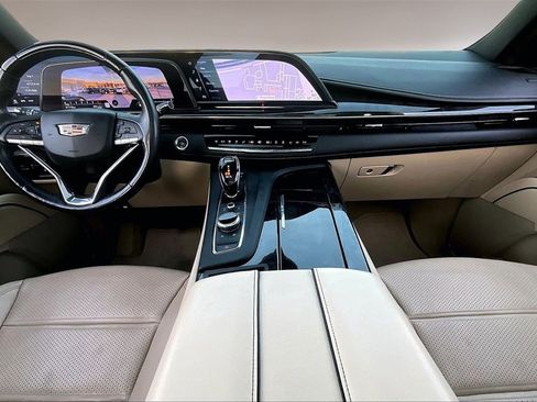 Certified 2023 Cadillac Escalade Premium Luxury w/ Performance Package image 15