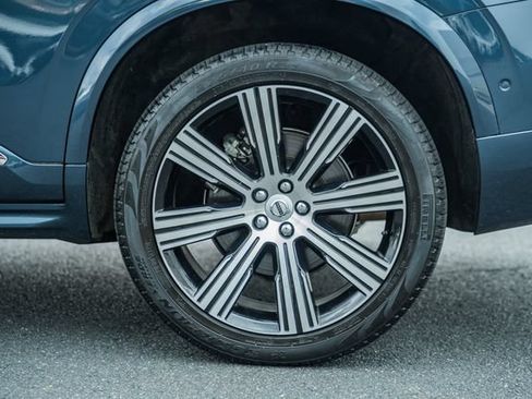 Certified 2023 Volvo XC90 T8 Plus w/ Protection Package Premier AWD/4WD image 18