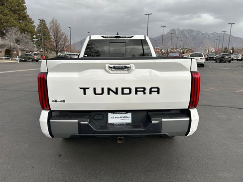 Used 2022 Toyota Tundra Limited image 4