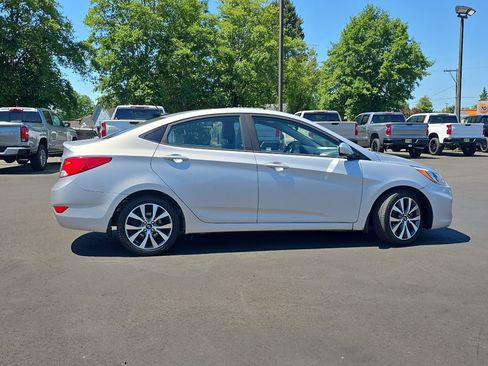 Used 2017 Hyundai Accent Value Edition FWD image 7