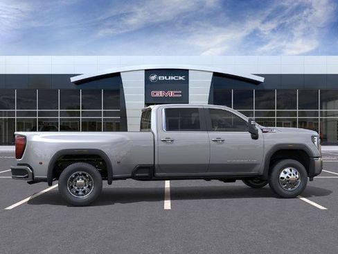 New 2026 GMC Sierra 3500 SLE w/ SLE Value Package AWD/4WD image 5