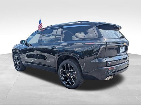 Used 2026 Chevrolet Traverse High Country w/ LPO, Floor Liner Package AWD/4WD image 7