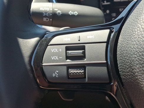 Certified 2025 Acura Integra FWD image 21