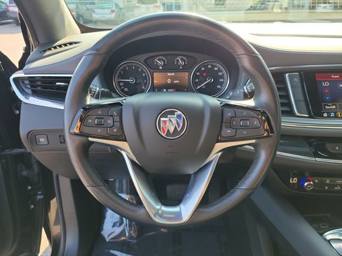 Used 2024 Buick Enclave Essence w/ Experience Buick Package FWD image 21
