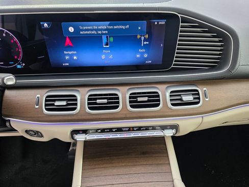 New 2026 Mercedes-Benz GLS 450 4MATIC image 17