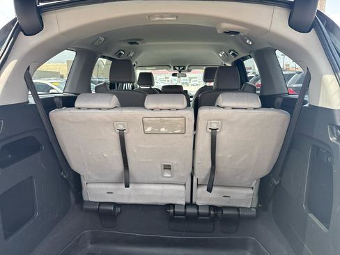 Used 2018 Honda Odyssey EX image 8