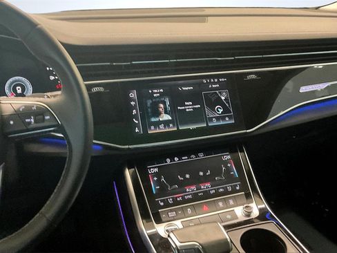 Used 2023 Audi Q8 Premium Plus w/ Premium Plus Package image 6