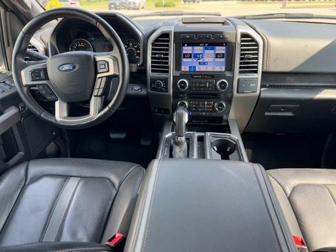 Used 2018 Ford F150 Platinum w/ Equipment Group 701A Luxury AWD/4WD image 14