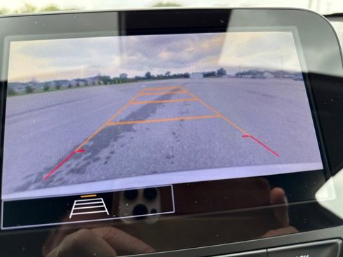 Used 2025 Chevrolet Malibu LT image 22