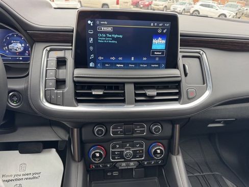 Used 2024 Chevrolet Suburban High Country image 28