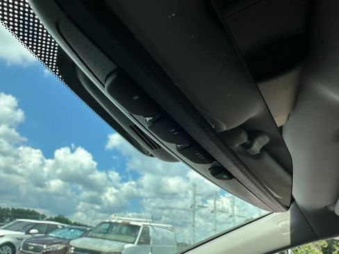 Used 2018 Honda Odyssey EX-L image 27