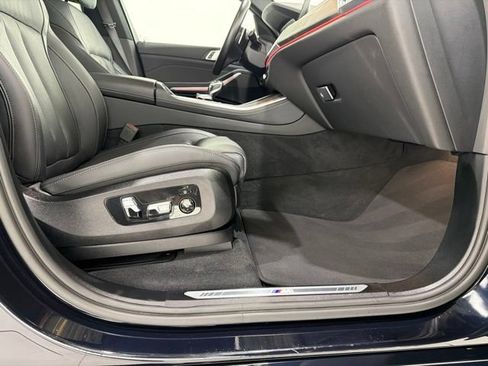 Used 2022 BMW X5 xDrive40i w/ M Sport Package AWD/4WD image 20