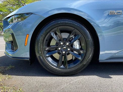 Used 2025 Ford Mustang GT RWD image 8