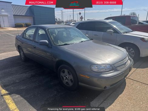 Used 2005 Chevrolet Malibu Classic FWD image 6